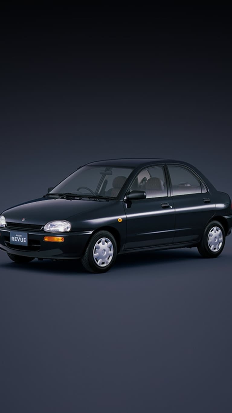 MAZDA 121