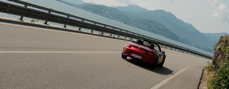 Gagnez un road trip unique vers les lacs italiens à bord de la Mazda MX‑5.