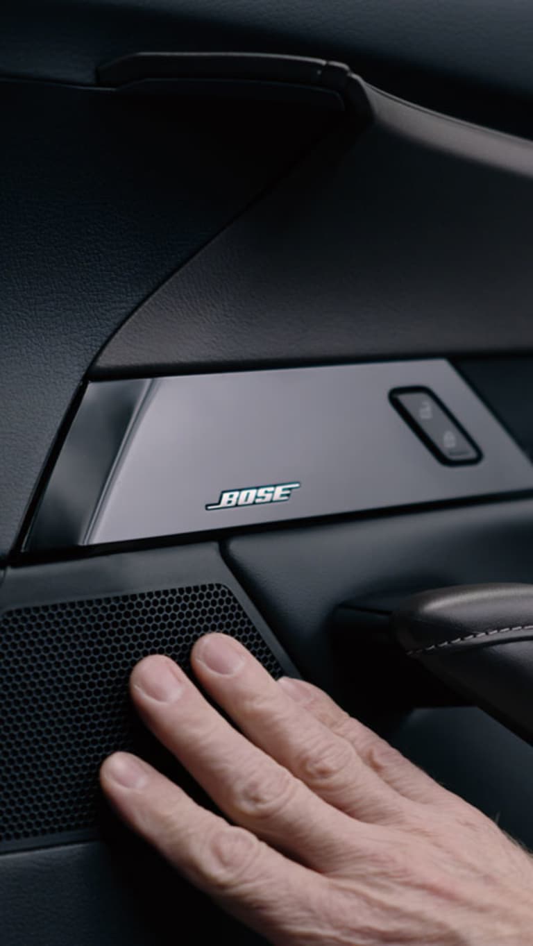 Společně jdeme proti konvencím:  30 let spolupráce Mazdy a Bose