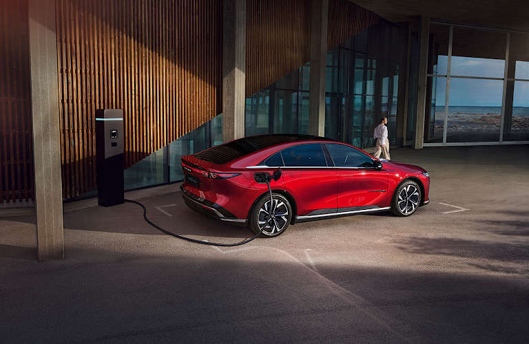 DIE MAZDA LADELÖSUNGEN