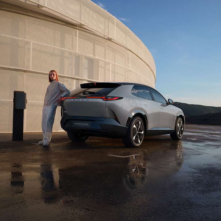 mazda-cx-6e-utaster-carnet-elektromosauto