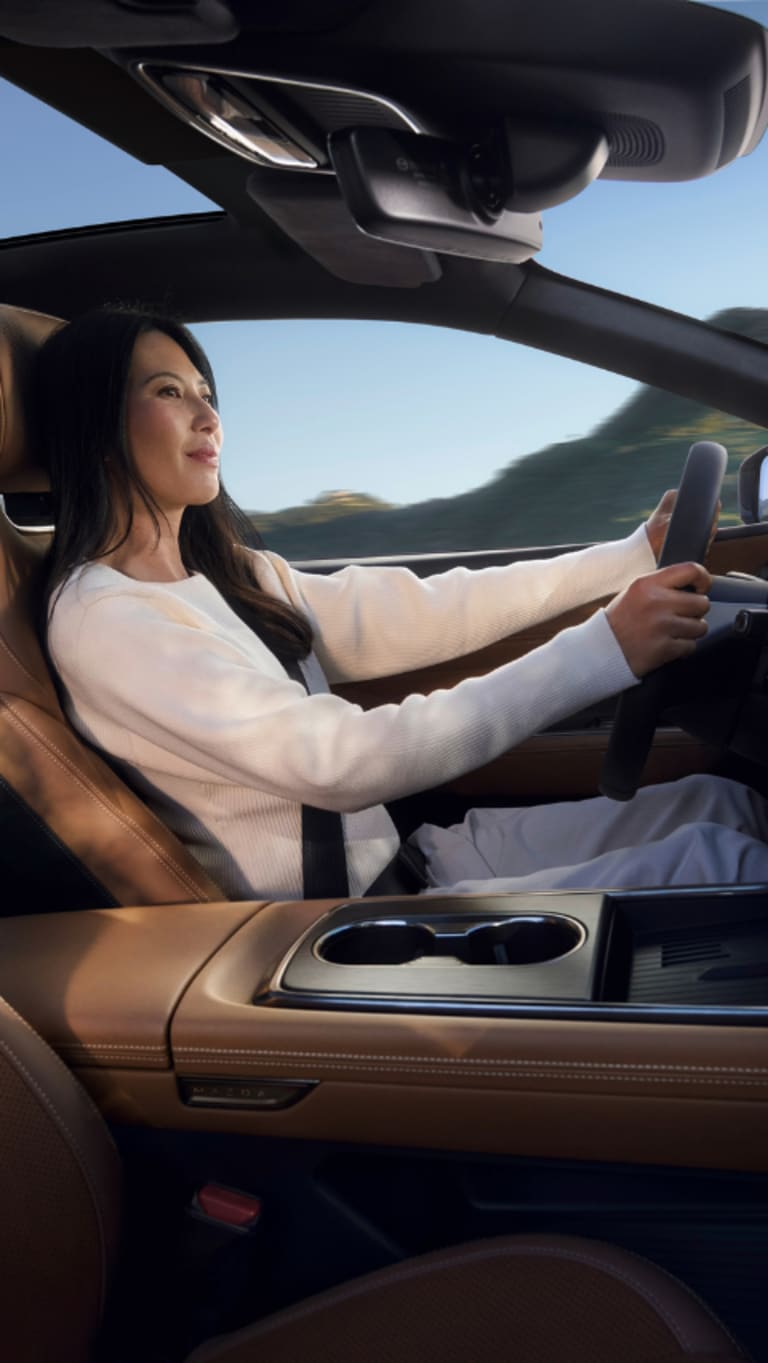 Mazda6e bez obaw o zasięg - inteligentny system planowania trasy i ładowania