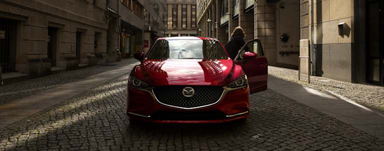 Mazda sedan – poznaj eleganckie modele Mazdy z nadwoziem sedan