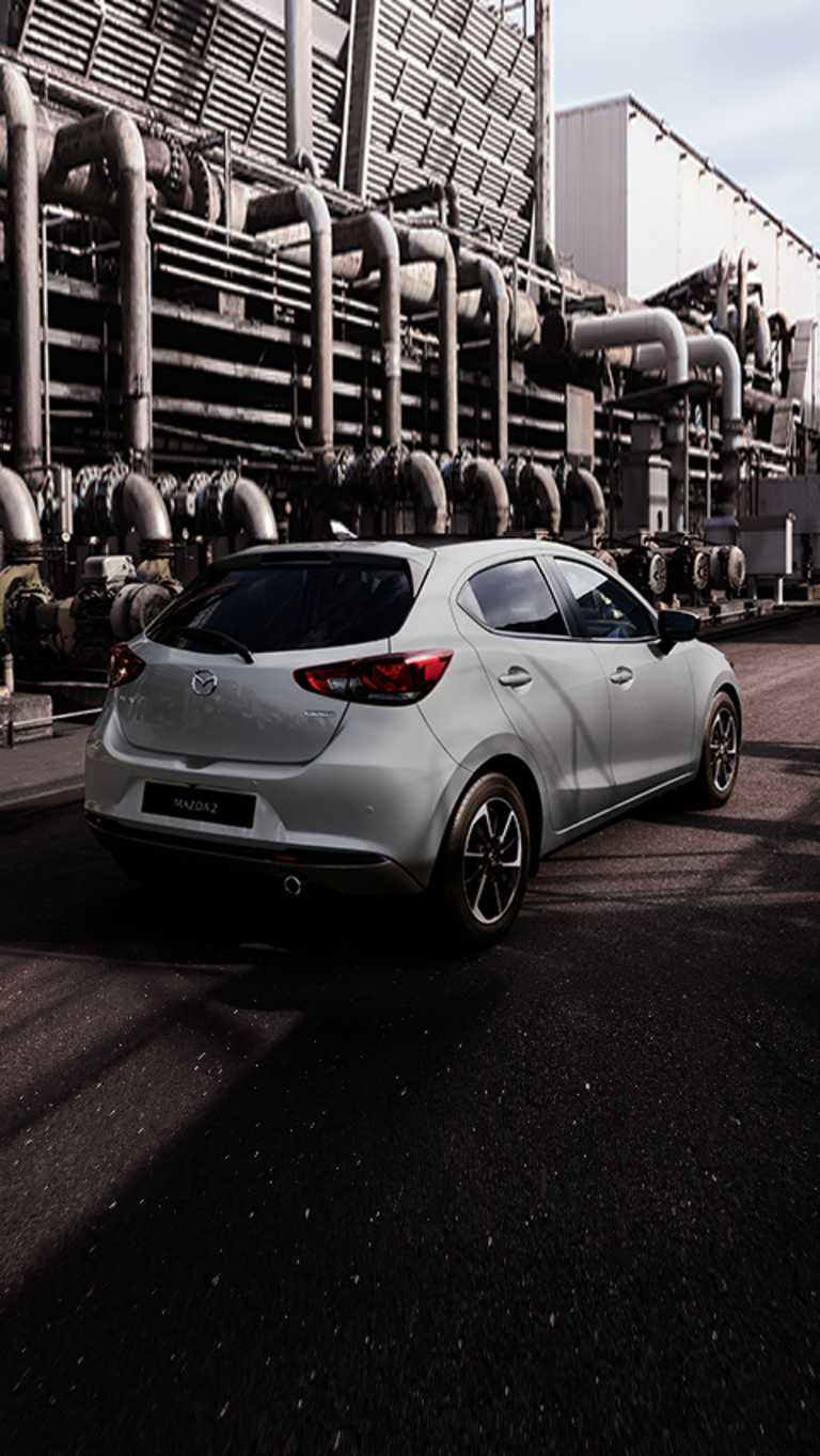 VERSÕES HOMURA E HOMURA AKA DO MAZDA2