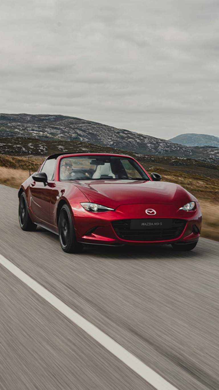 MAZDA MX-5 RF: FUNKTIONALITET OCH PRESTANDA