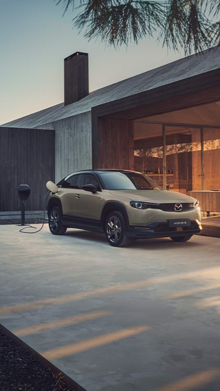 NOVA IN PREPOZNAVNA MAZDA