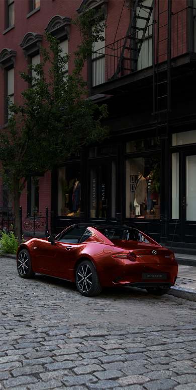 THE MAZDA MX-5 RF