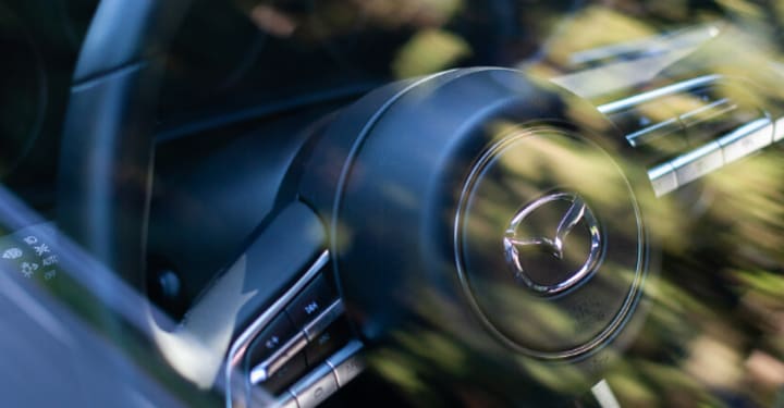 QUÉ ES UN COCHE HÍBRIDO