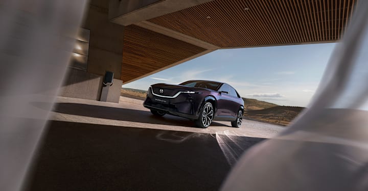 DE VOLLEDIG NIEUWE MAZDA CX-6e