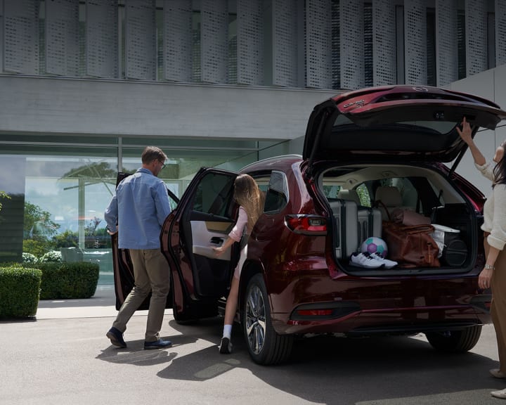 MAZDA’S HUMAN <br /> APPROACH TO SAFETY