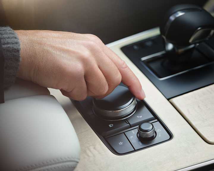 MANUALI E INFORMAZIONI SULLA TUA MAZDA