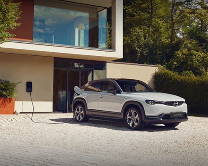 POVSEM ELEKTRIČNA, POVSEM MAZDA
