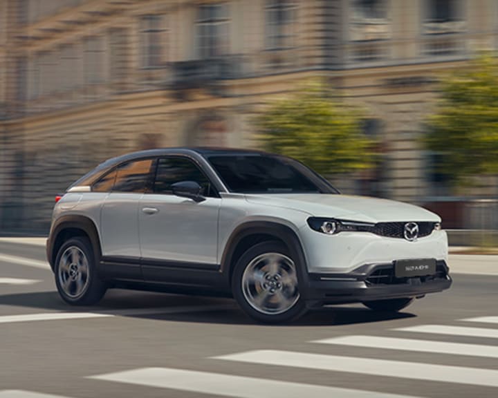 Sodobna. Elegantna. Prava Mazda.