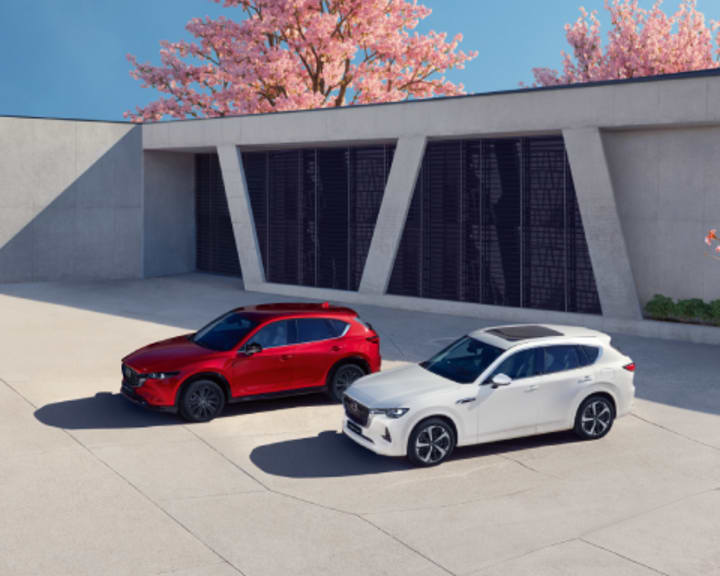 MAZDA SPRING<br />SUV SALES EVENT<br /><h2>0% APR REPRESENTATIVE*<br />£1,000 ADDITIONAL DEPOSIT CONTRIBUTION*<br /> <br /> <br /> <br /> <br /></h2>