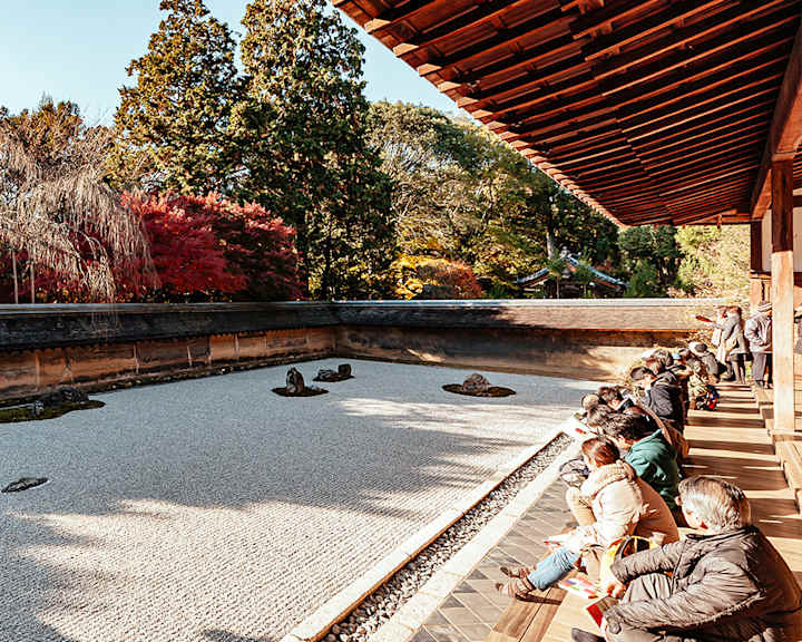 JAPANESE AESTHETICS CONNECT THE PAST AND PRESENT