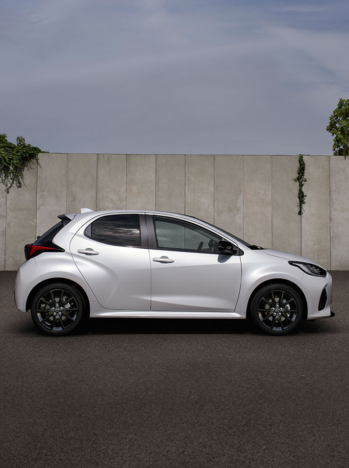 Mazda2 Hybrid: todos los detalles del nuevo utilitario, b
