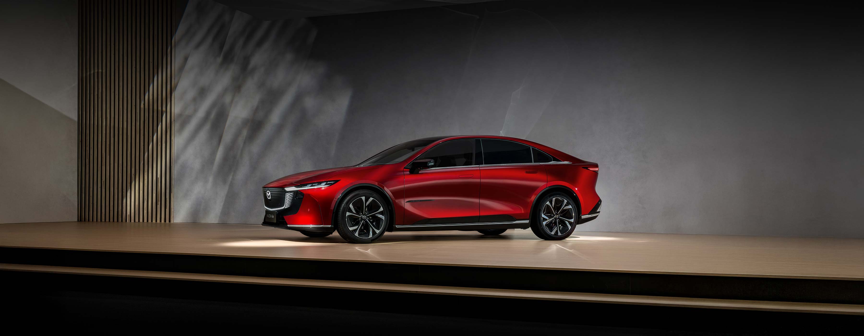 ALL-NEW MAZDA6<span style="text-transform: lowercase;">e</span>