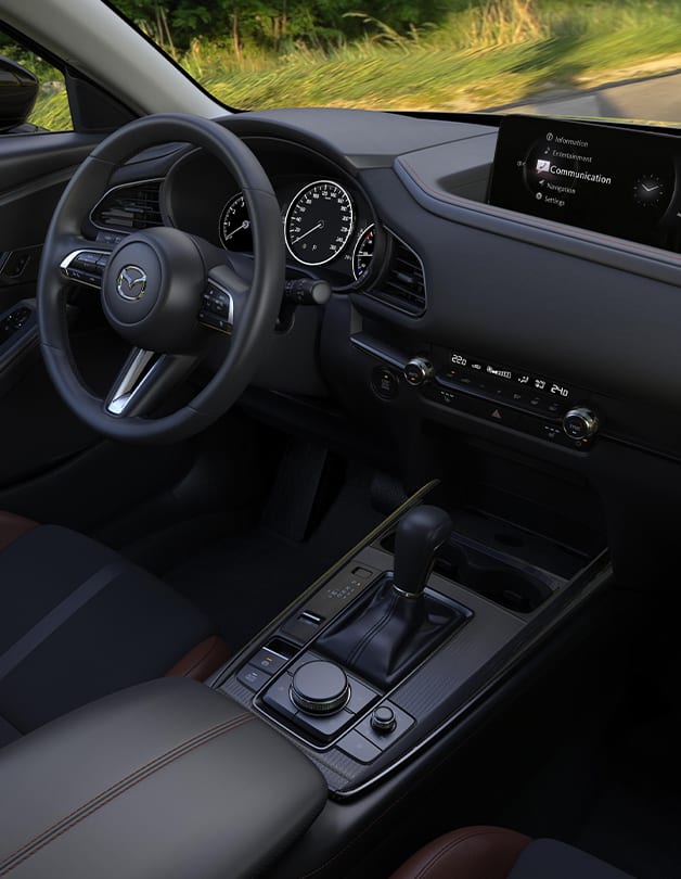 Mazda CX-30 Homura & Nagisa din