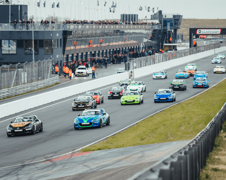 Mazda MX-5 Cup